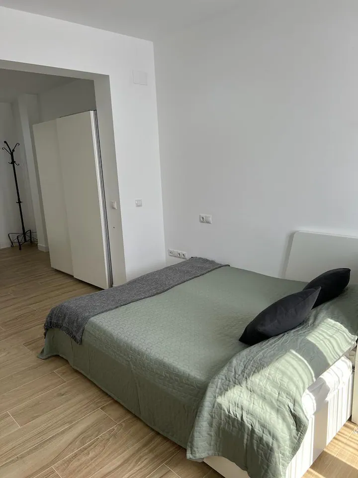 ff1b2ca9-e32a-44f3-8671-62176c7e11cb